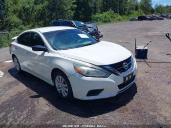  Salvage Nissan Altima