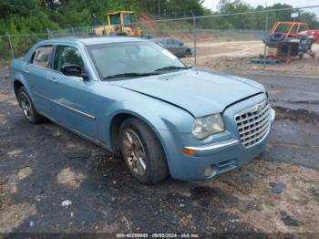  Salvage Chrysler 300