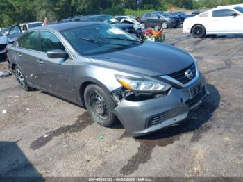  Salvage Nissan Altima