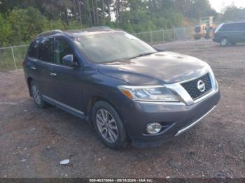  Salvage Nissan Pathfinder