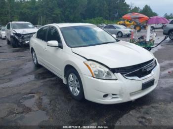  Salvage Nissan Altima