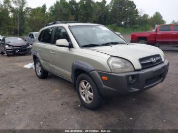  Salvage Hyundai TUCSON