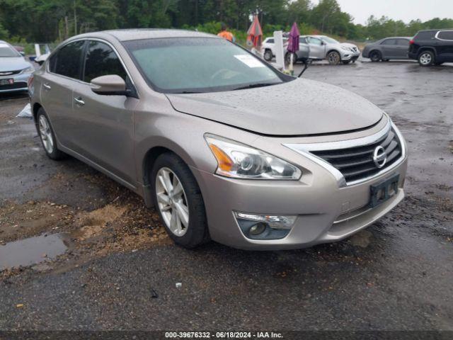  Salvage Nissan Altima