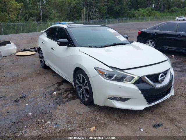  Salvage Nissan Maxima