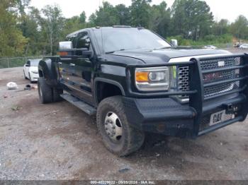  Salvage General Motors Sierra 3500HD