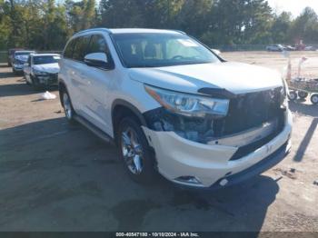  Salvage Toyota Highlander