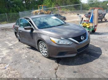  Salvage Nissan Altima