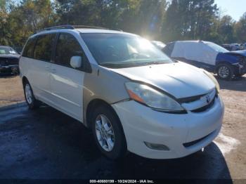  Salvage Toyota Sienna