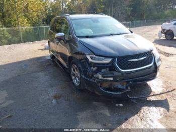  Salvage Chrysler Pacifica