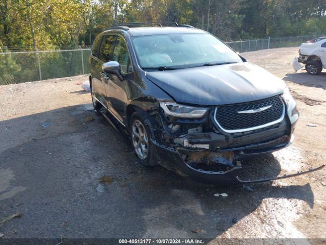  Salvage Chrysler Pacifica