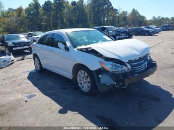  Salvage Chrysler 200