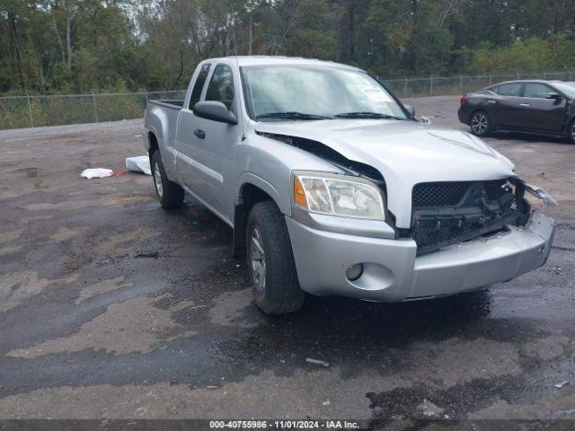  Salvage Mitsubishi Raider