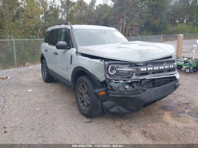  Salvage Ford Bronco