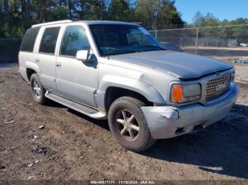  Salvage GMC Yukon