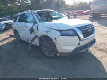  Salvage Nissan Pathfinder