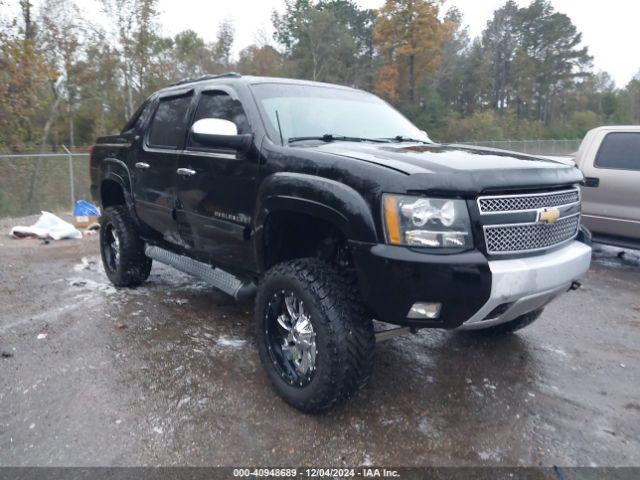  Salvage Chevrolet Avalanche 1500