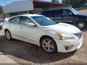  Salvage Nissan Altima