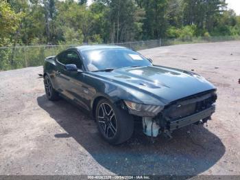  Salvage Ford Mustang