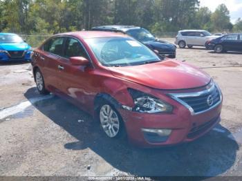  Salvage Nissan Altima