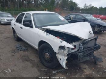  Salvage Ford Crown Victoria