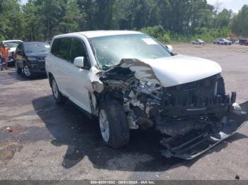  Salvage Toyota Highlander