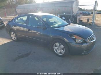  Salvage Nissan Altima