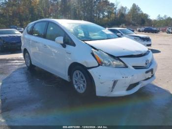  Salvage Toyota Prius v