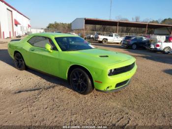  Salvage Dodge Challenger