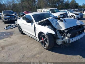  Salvage Ford Mustang