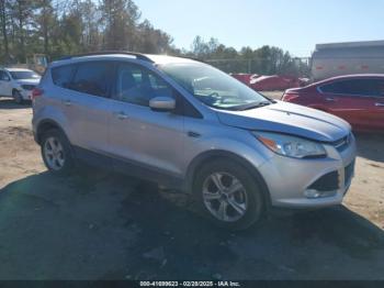  Salvage Ford Escape