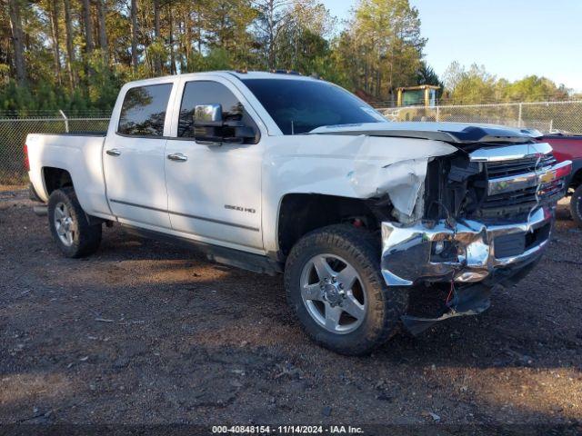  Salvage Chevrolet Silverado 2500