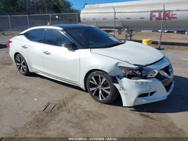  Salvage Nissan Maxima