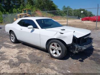  Salvage Dodge Challenger