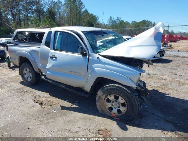  Salvage Toyota Tacoma