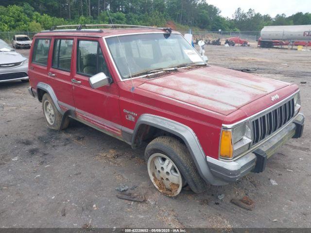  Salvage Jeep Cherokee