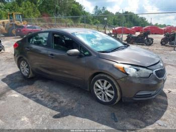  Salvage Kia Forte