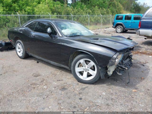  Salvage Dodge Challenger