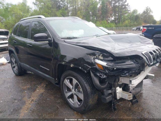  Salvage Jeep Cherokee