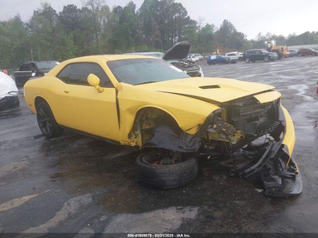  Salvage Dodge Challenger