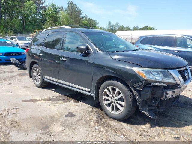  Salvage Nissan Pathfinder