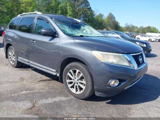  Salvage Nissan Pathfinder