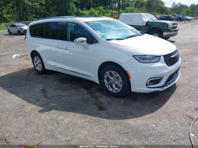  Salvage Chrysler Pacifica