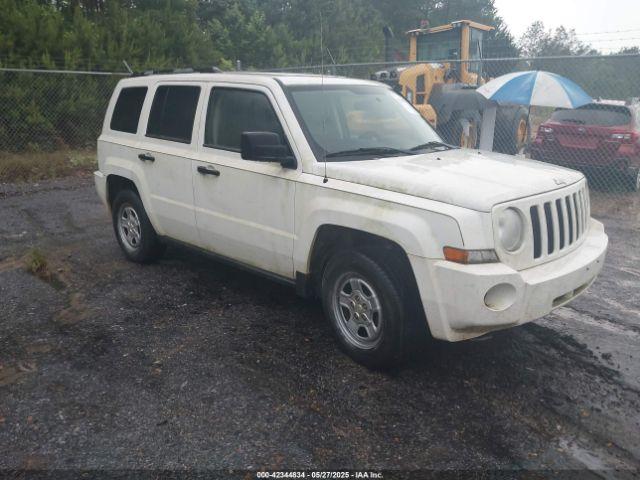  Salvage Jeep Patriot