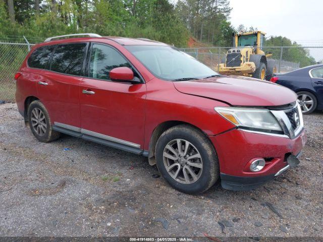  Salvage Nissan Pathfinder