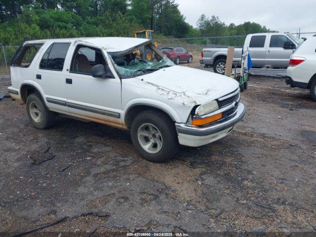  Salvage Chevrolet Blazer