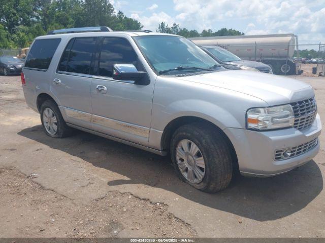  Salvage Lincoln Navigator