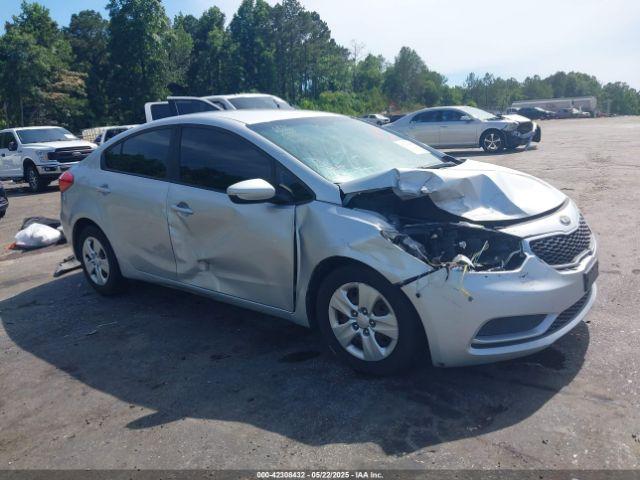  Salvage Kia Forte