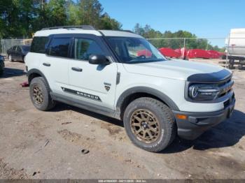  Salvage Ford Bronco