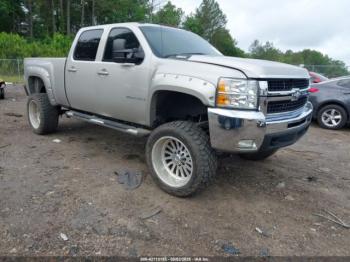  Salvage Chevrolet Silverado 2500