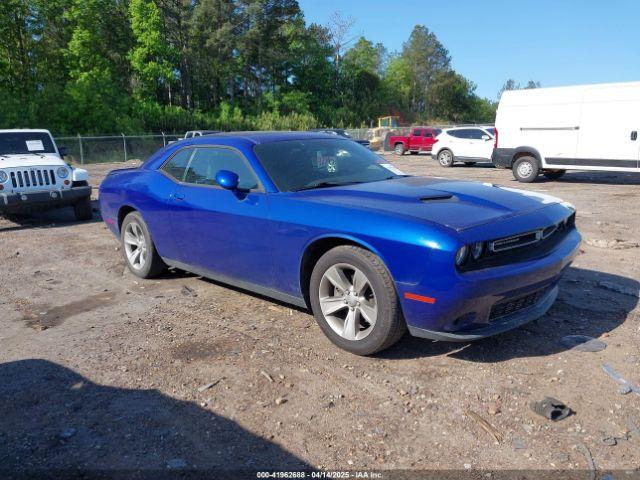  Salvage Dodge Challenger